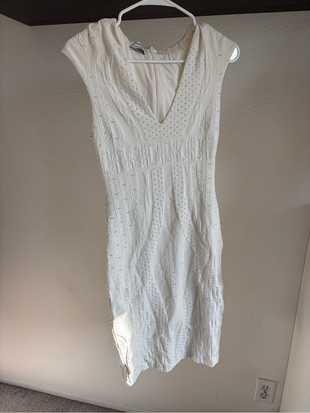 bebe Cream Eyelet V-Neck Midi Dress